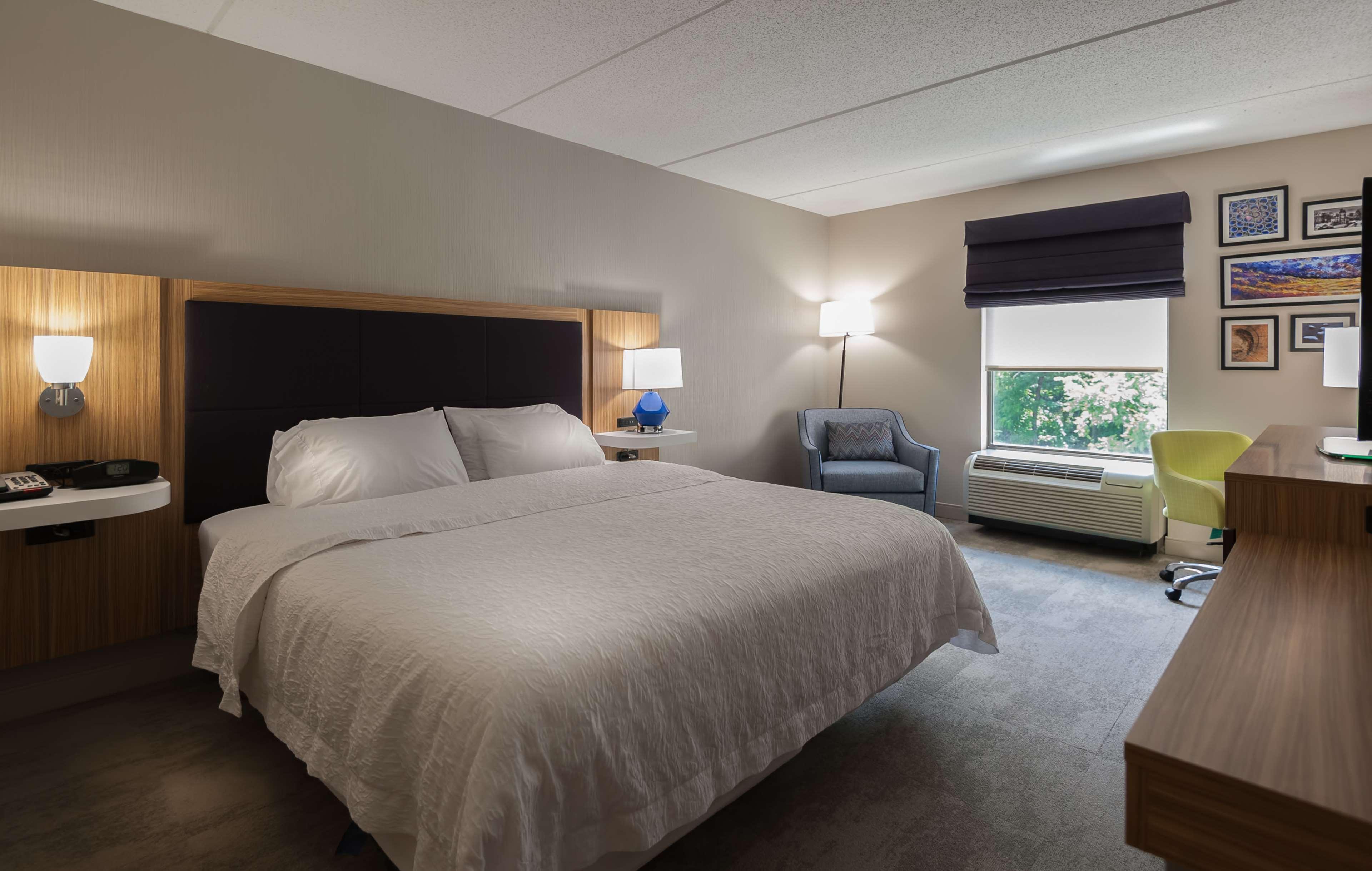 Hampton Inn Doylestown Warrington Екстериор снимка