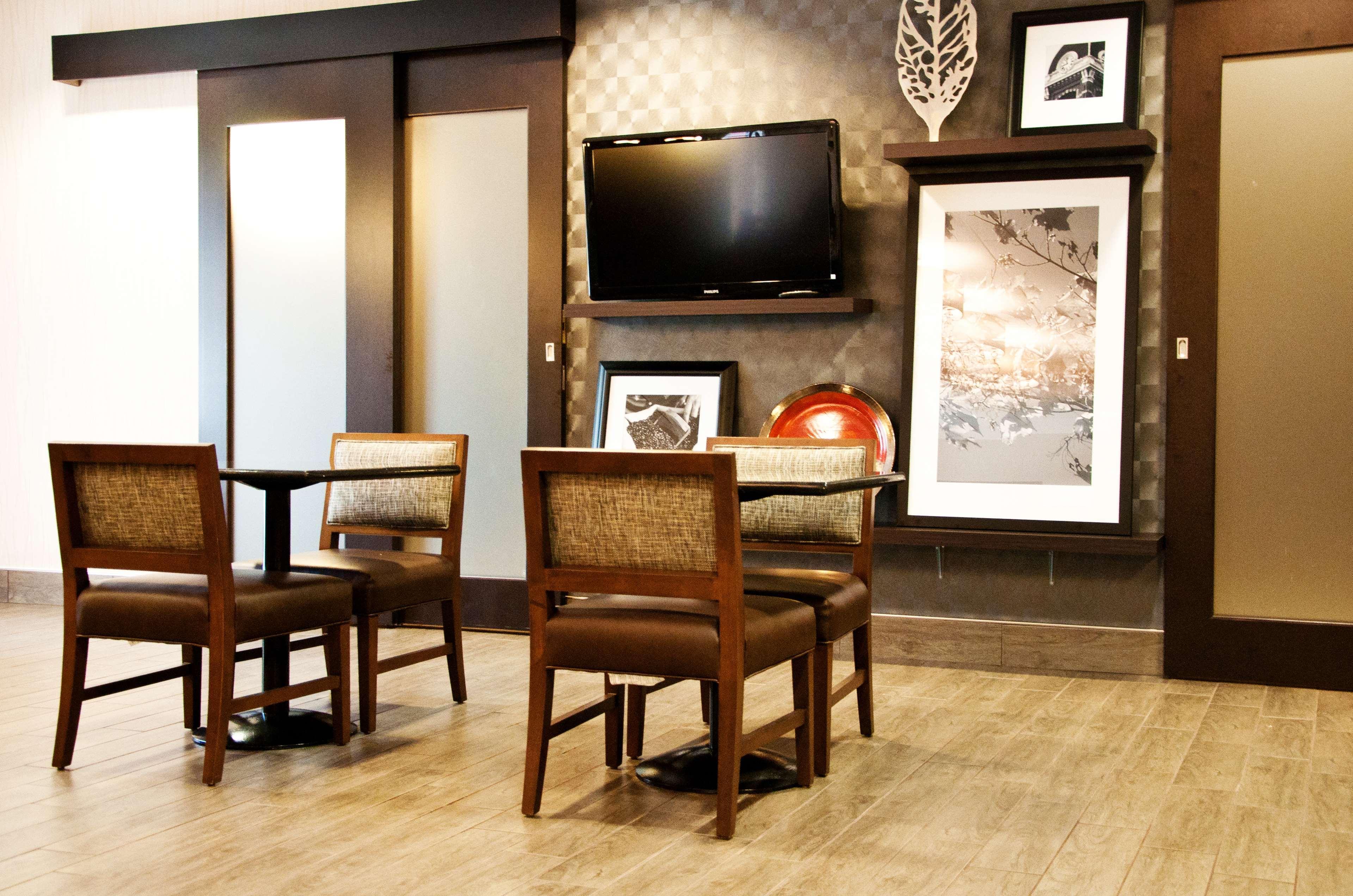 Hampton Inn Doylestown Warrington Екстериор снимка