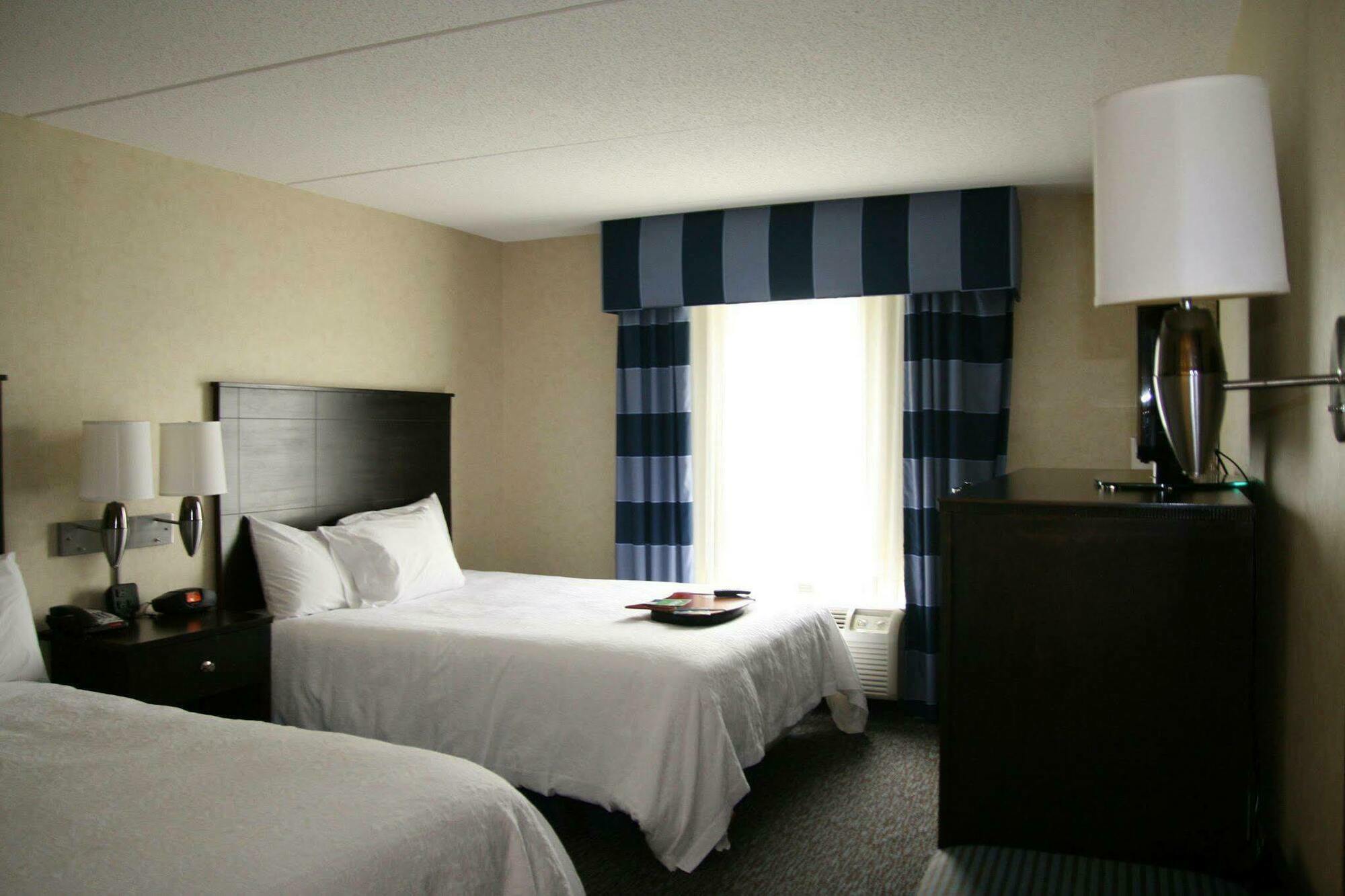 Hampton Inn Doylestown Warrington Екстериор снимка