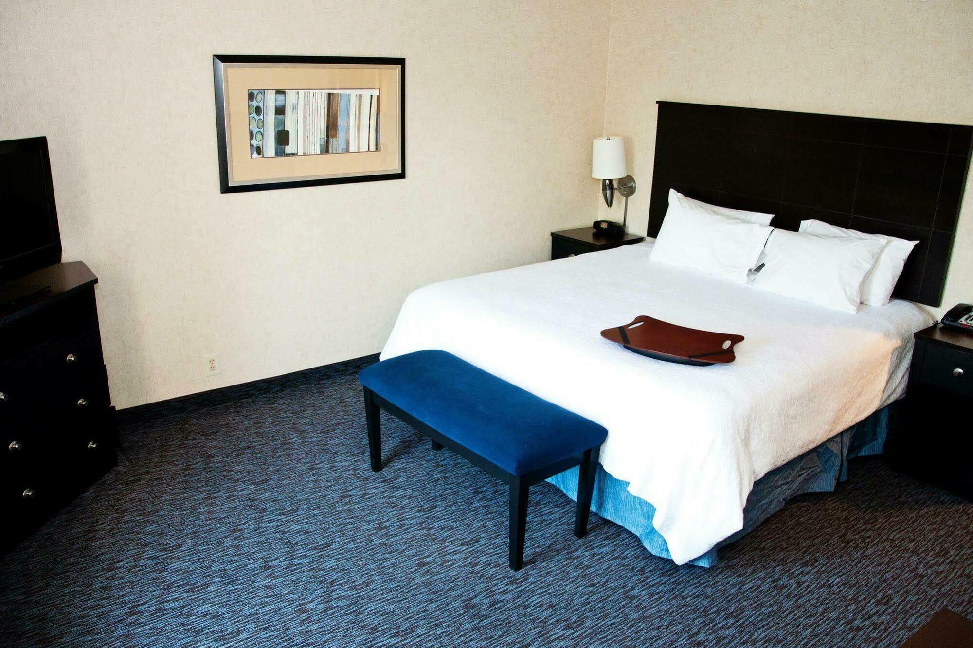 Hampton Inn Doylestown Warrington Екстериор снимка
